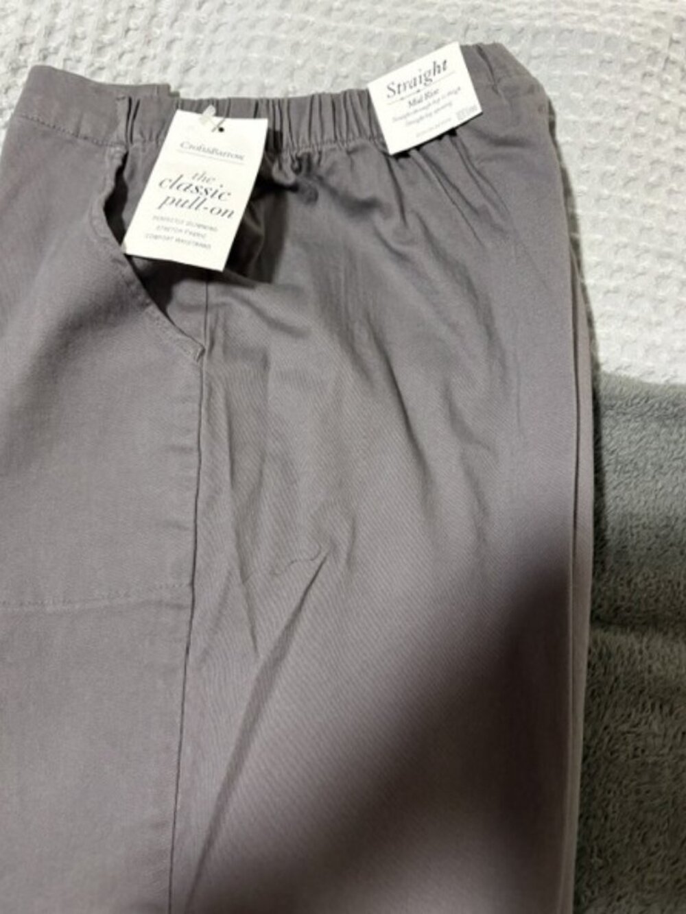 Brand New:Women’s Croft & Barrow® Knit Pull-On Straight Leg Pants( Size Medium)